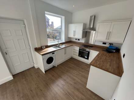 174 Denton Lane, Chadderton, Oldham, OL9 8PL, Image 6