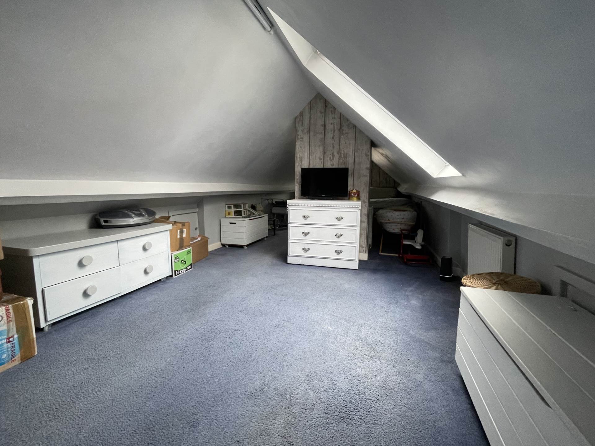 Maple Close, Oldham, Image 14