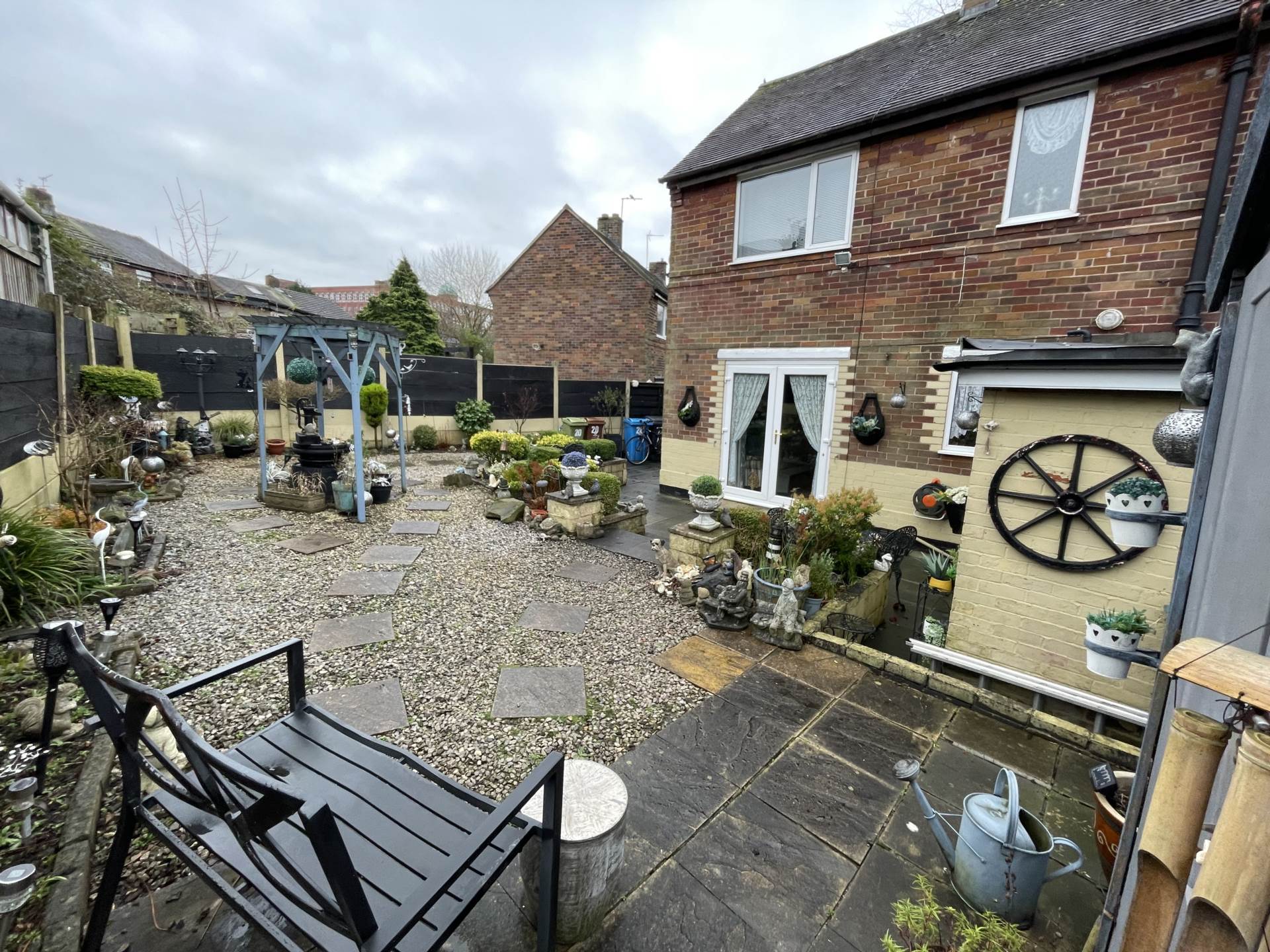 Maple Close, Oldham, Image 16