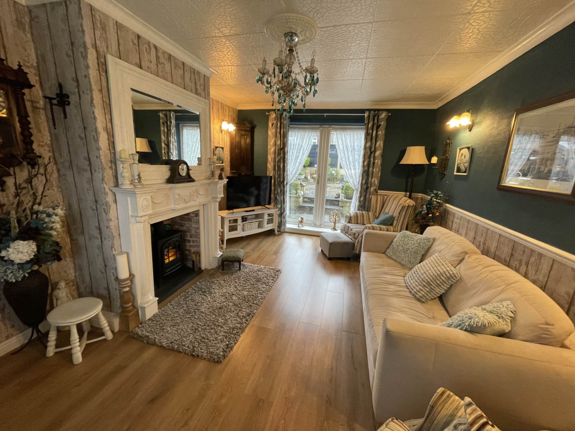 Maple Close, Oldham, Image 2