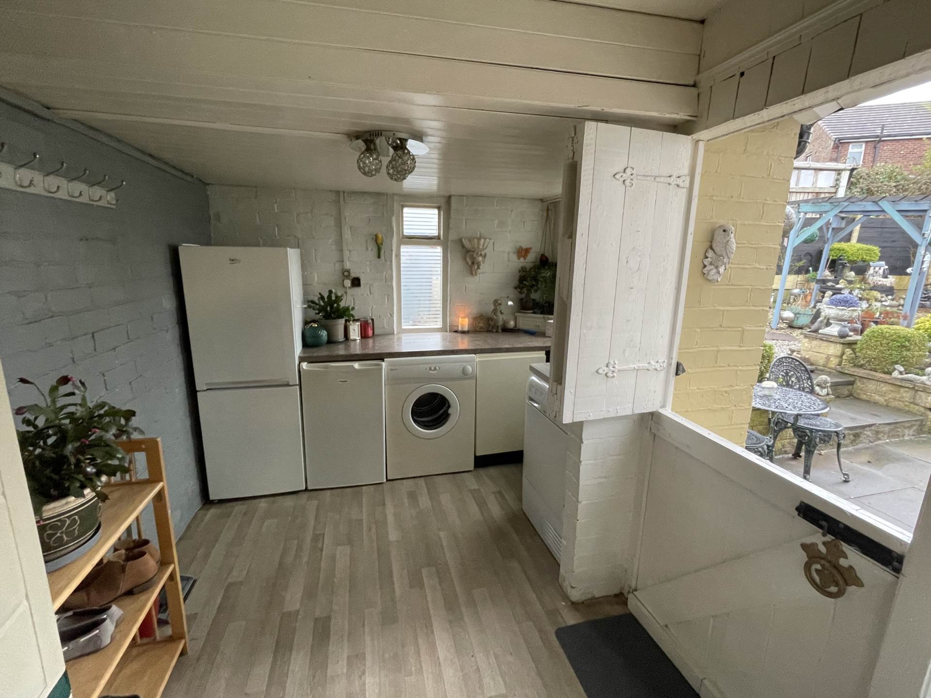 Maple Close, Oldham, Image 4