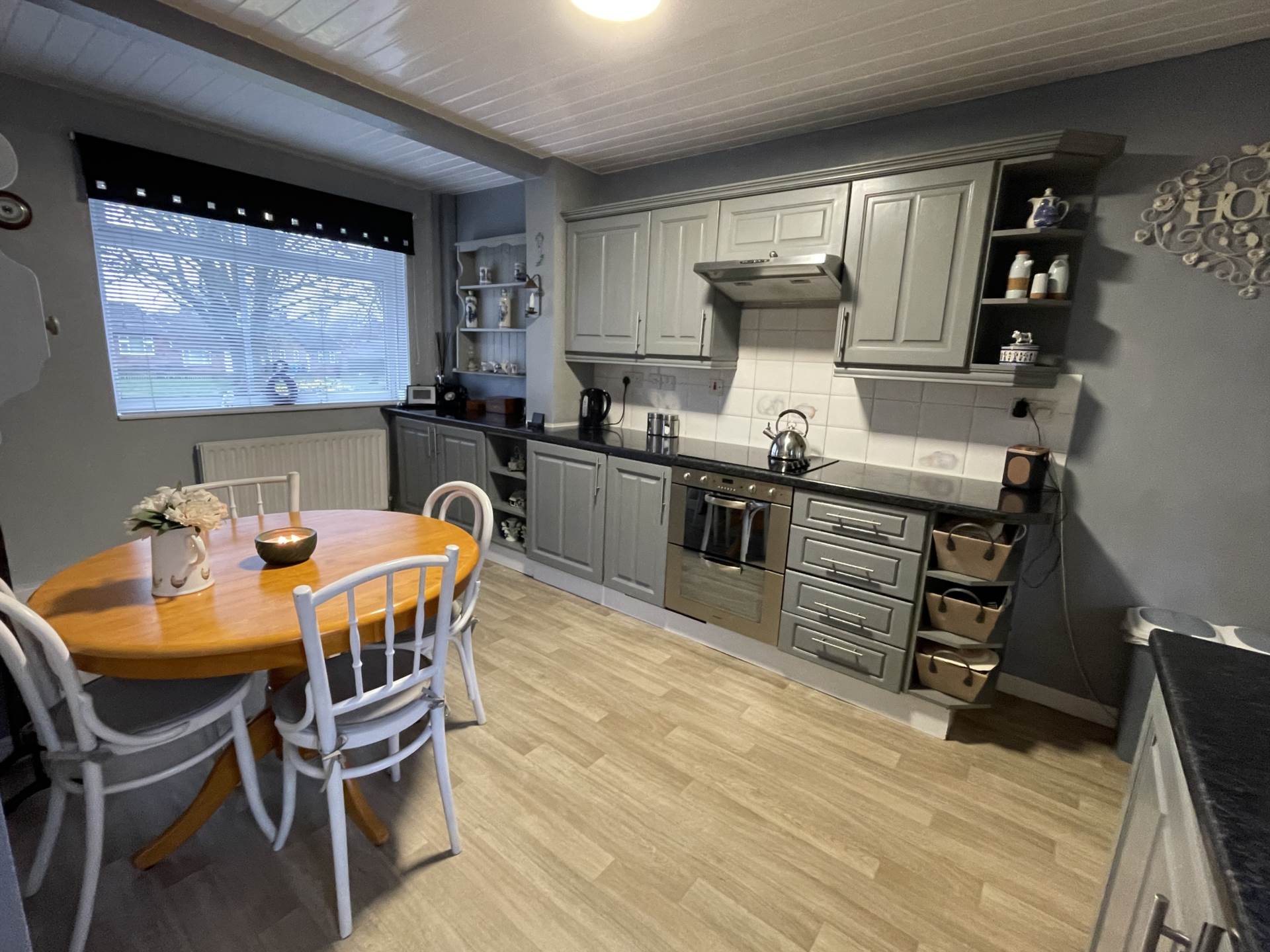 Maple Close, Oldham, Image 7