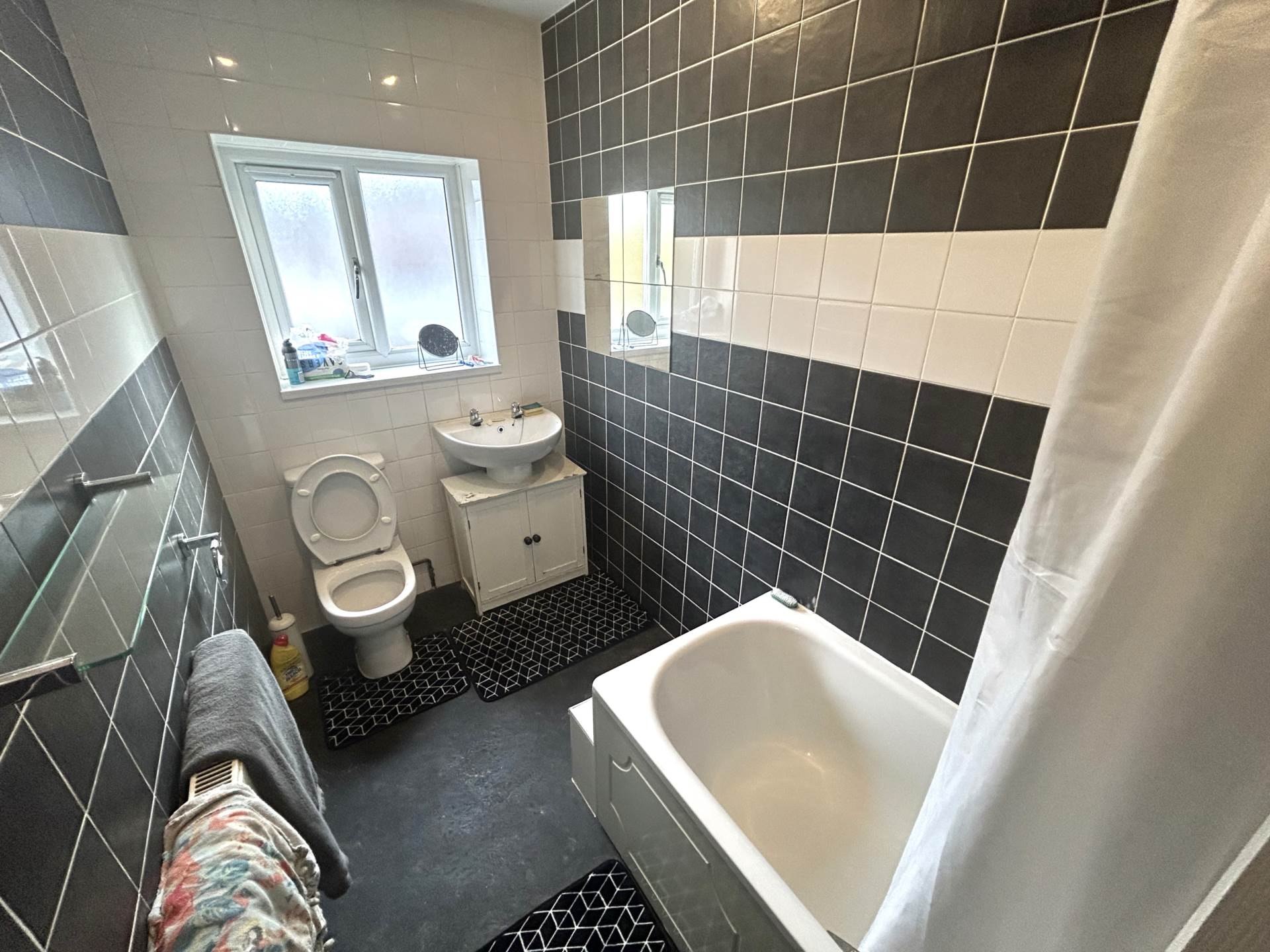 15 Bredbury Street, Chadderton, OL9 8QW, Image 12