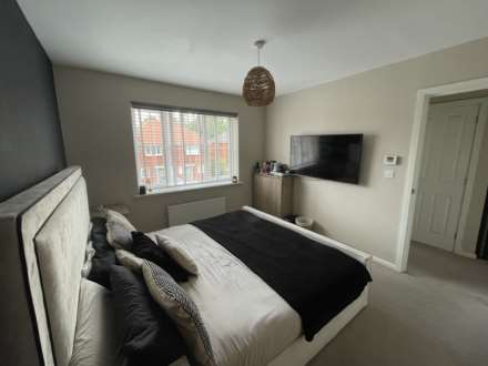 44 Watermill Avenue, Chadderton, OL9 9FZ, Image 9
