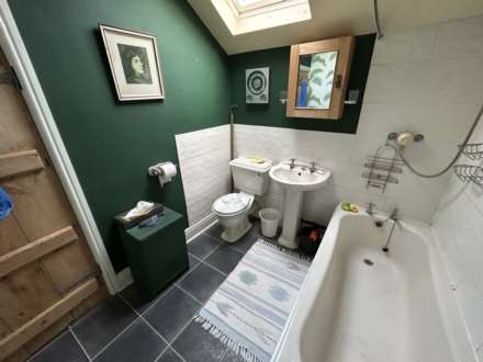 263 Roundthorn Road, Oldham, OL4 5LJ, Image 14