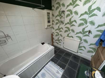 263 Roundthorn Road, Oldham, OL4 5LJ, Image 16