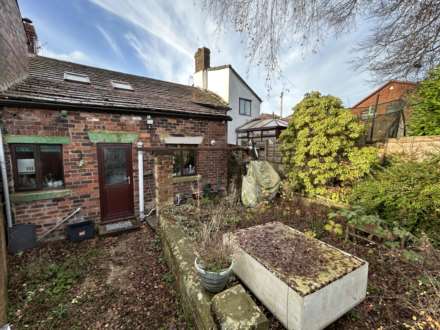 263 Roundthorn Road, Oldham, OL4 5LJ, Image 17