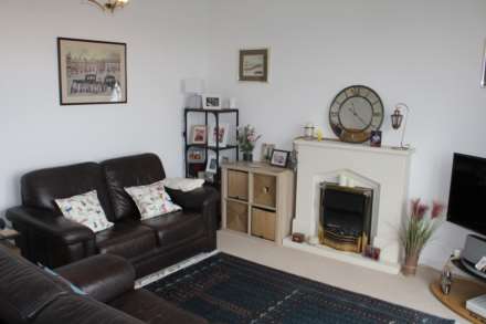 206 Sienna Court, Chadderton, OL9 0QE, Image 5