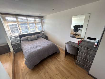 Totnes Avenue, Oldham, Image 15