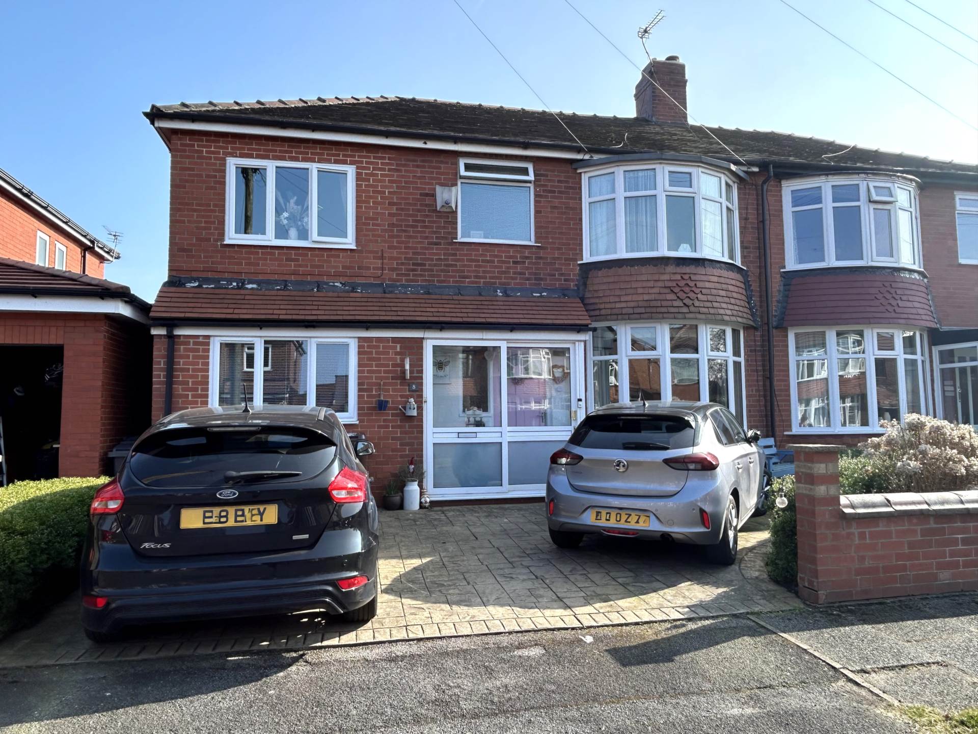 8 Beech Avenue, Oldham, OL1 2RD, Image 1