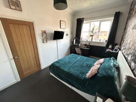 8 Beech Avenue, Oldham, OL1 2RD, Image 17