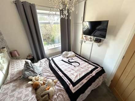 8 Beech Avenue, Oldham, OL1 2RD, Image 26