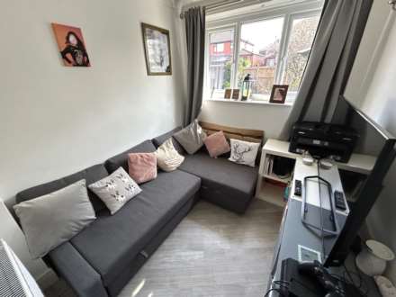 8 Beech Avenue, Oldham, OL1 2RD, Image 8