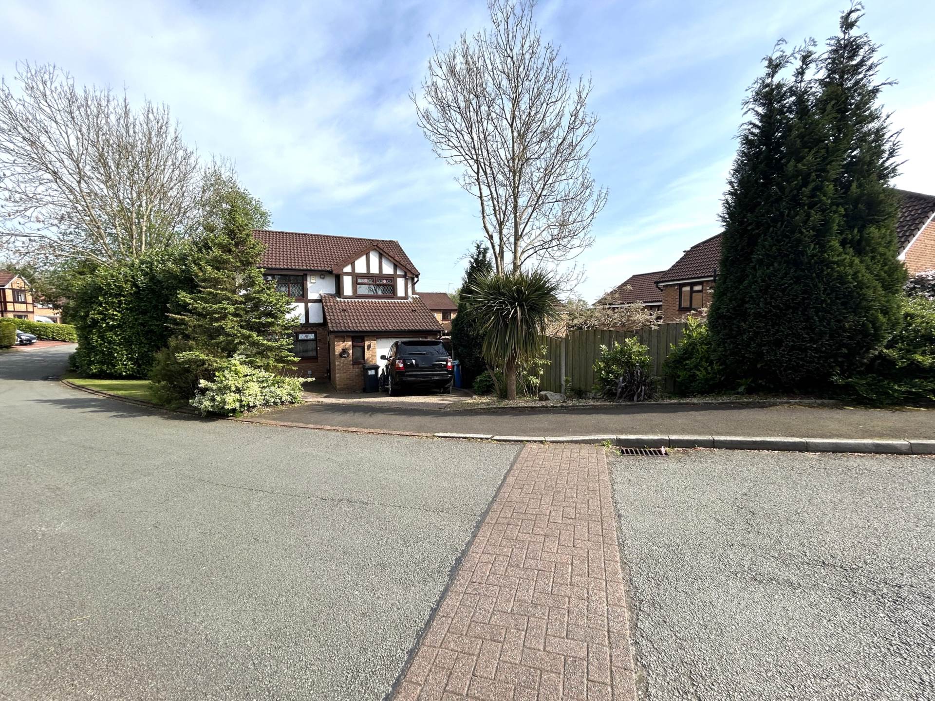 Low Croft Crescent, Oldham, OL9 9UU, Image 5