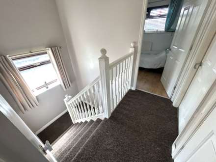 Low Croft Crescent, Oldham, OL9 9UU, Image 14