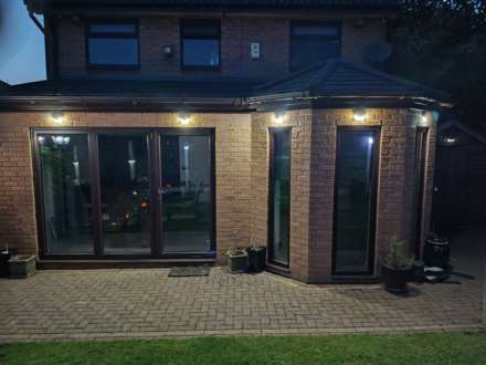 Low Croft Crescent, Oldham, OL9 9UU, Image 36