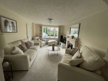 6 Alligin Close, Chadderton, OL9 0LZ, Image 8