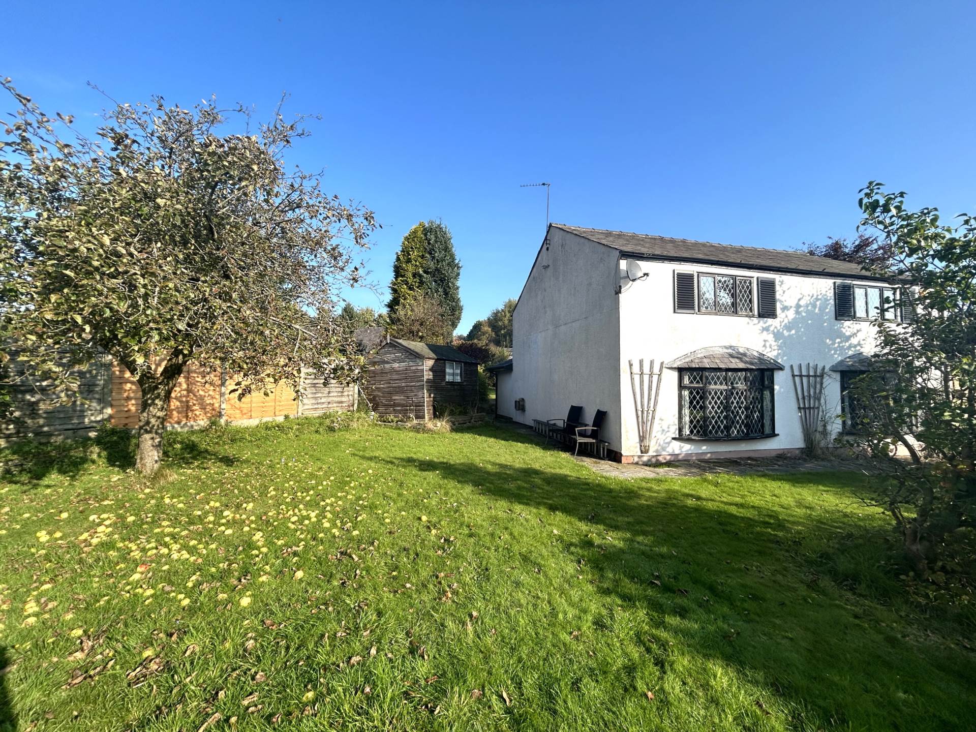 33/35 Healds Green, Oldham, OL1 2SP, Image 27