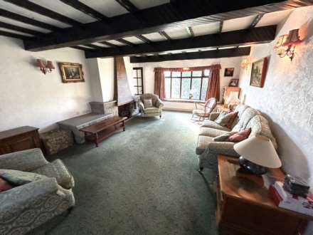 33/35 Healds Green, Oldham, OL1 2SP, Image 7
