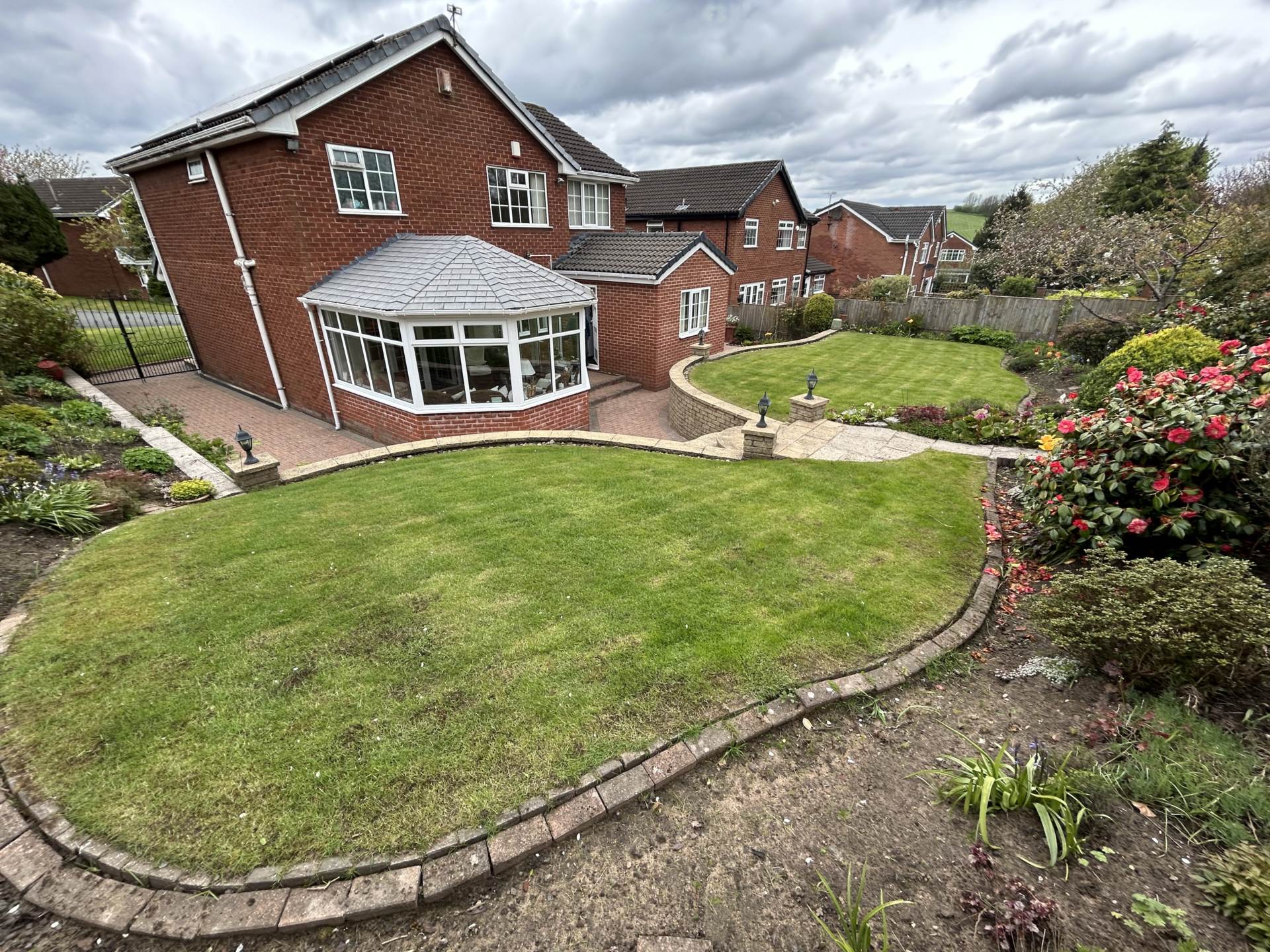 3 Brandwood, Oldham, OL1 2TP, Image 2