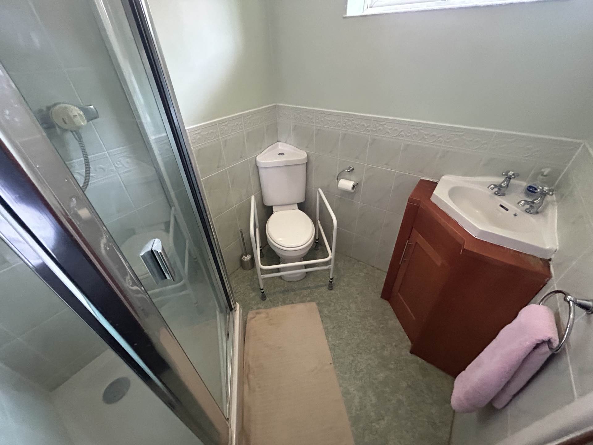 3 Brandwood, Oldham, OL1 2TP, Image 24