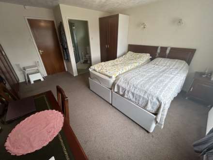 3 Brandwood, Oldham, OL1 2TP, Image 22