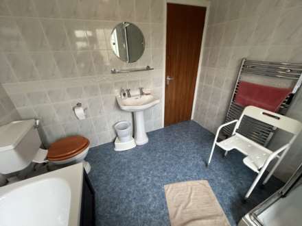 3 Brandwood, Oldham, OL1 2TP, Image 27