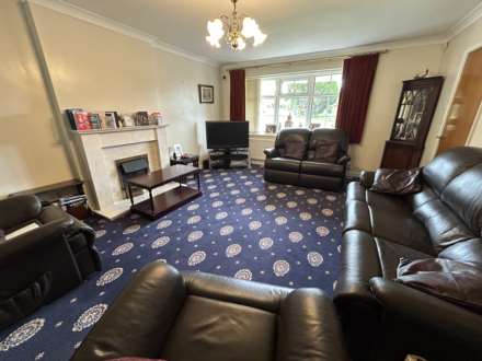 3 Brandwood, Oldham, OL1 2TP, Image 7