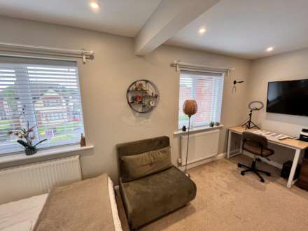 20 Arkle Drive, Chadderton, OL9 0ND, Image 31