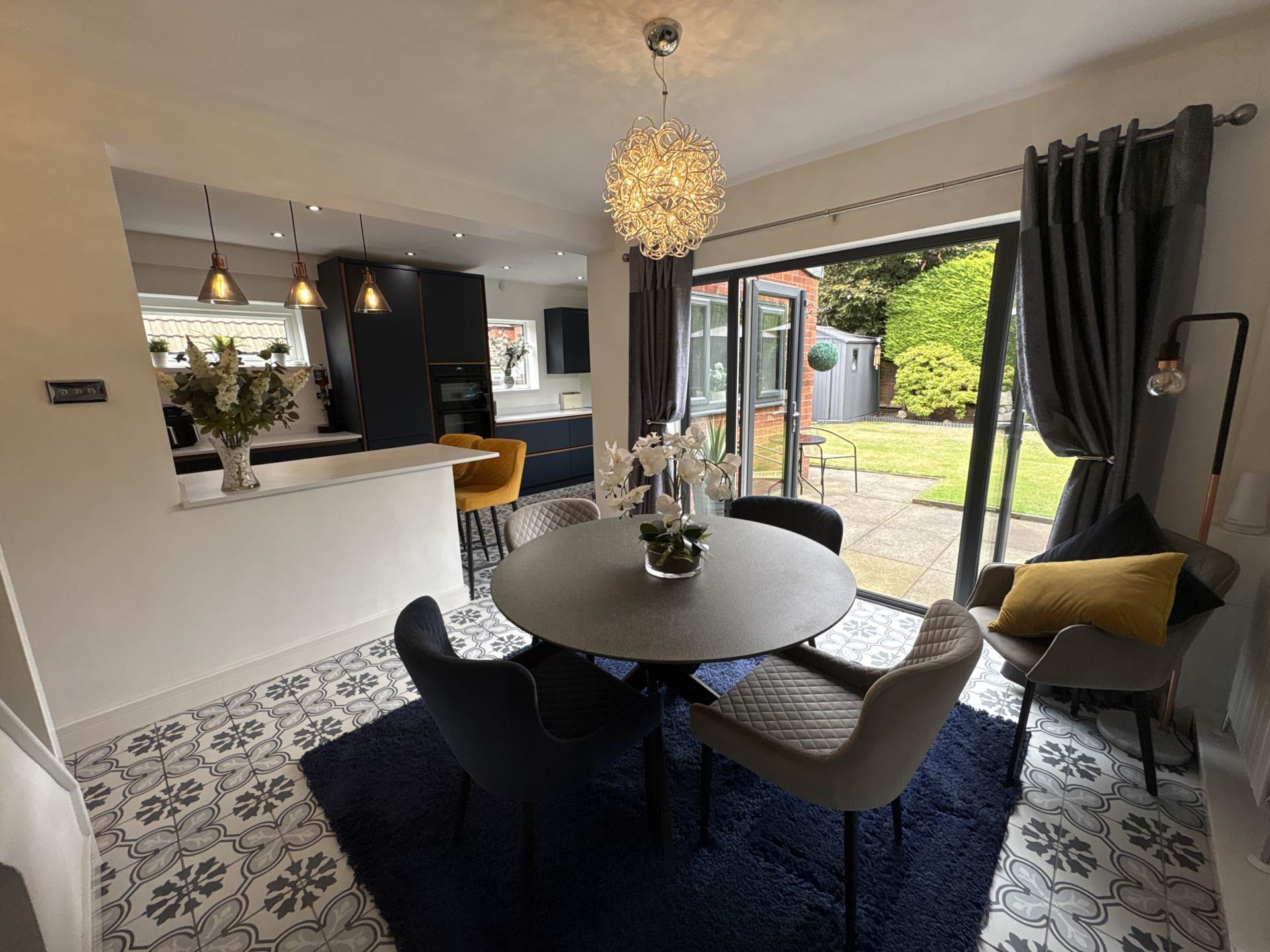 6 Cathedral Road, Chadderton, Image 11