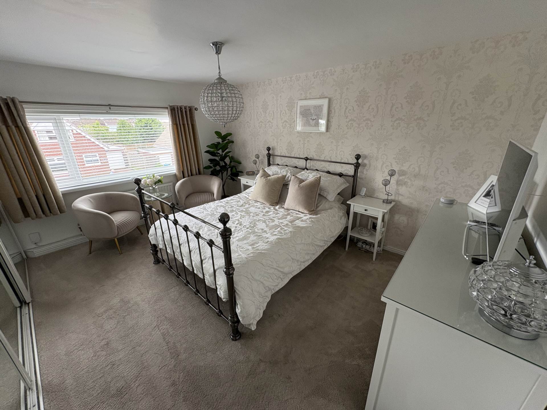 6 Cathedral Road, Chadderton, Image 17