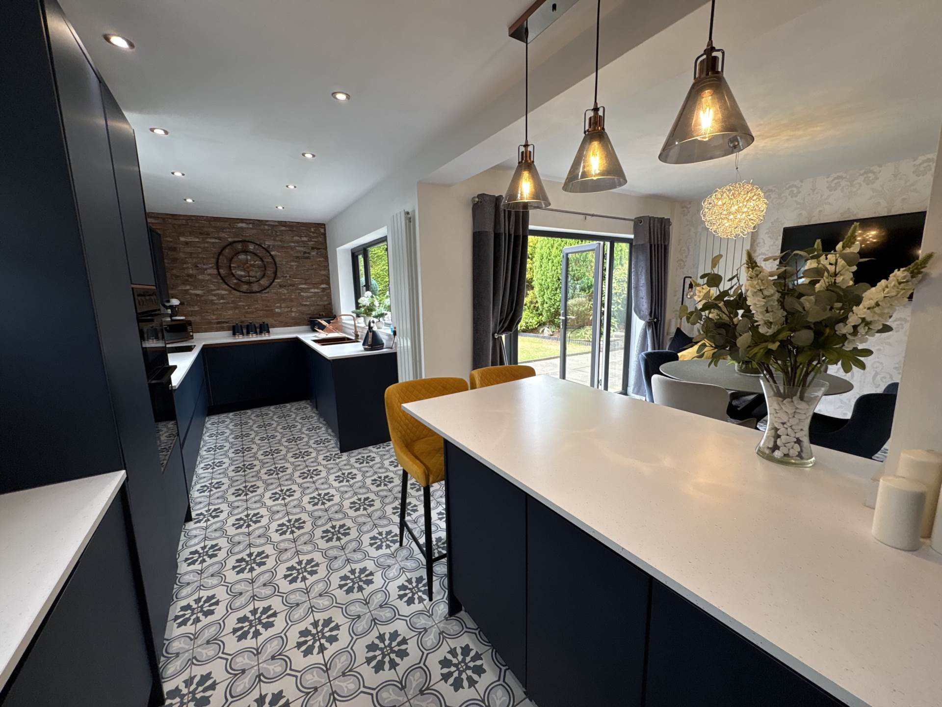6 Cathedral Road, Chadderton, Image 2