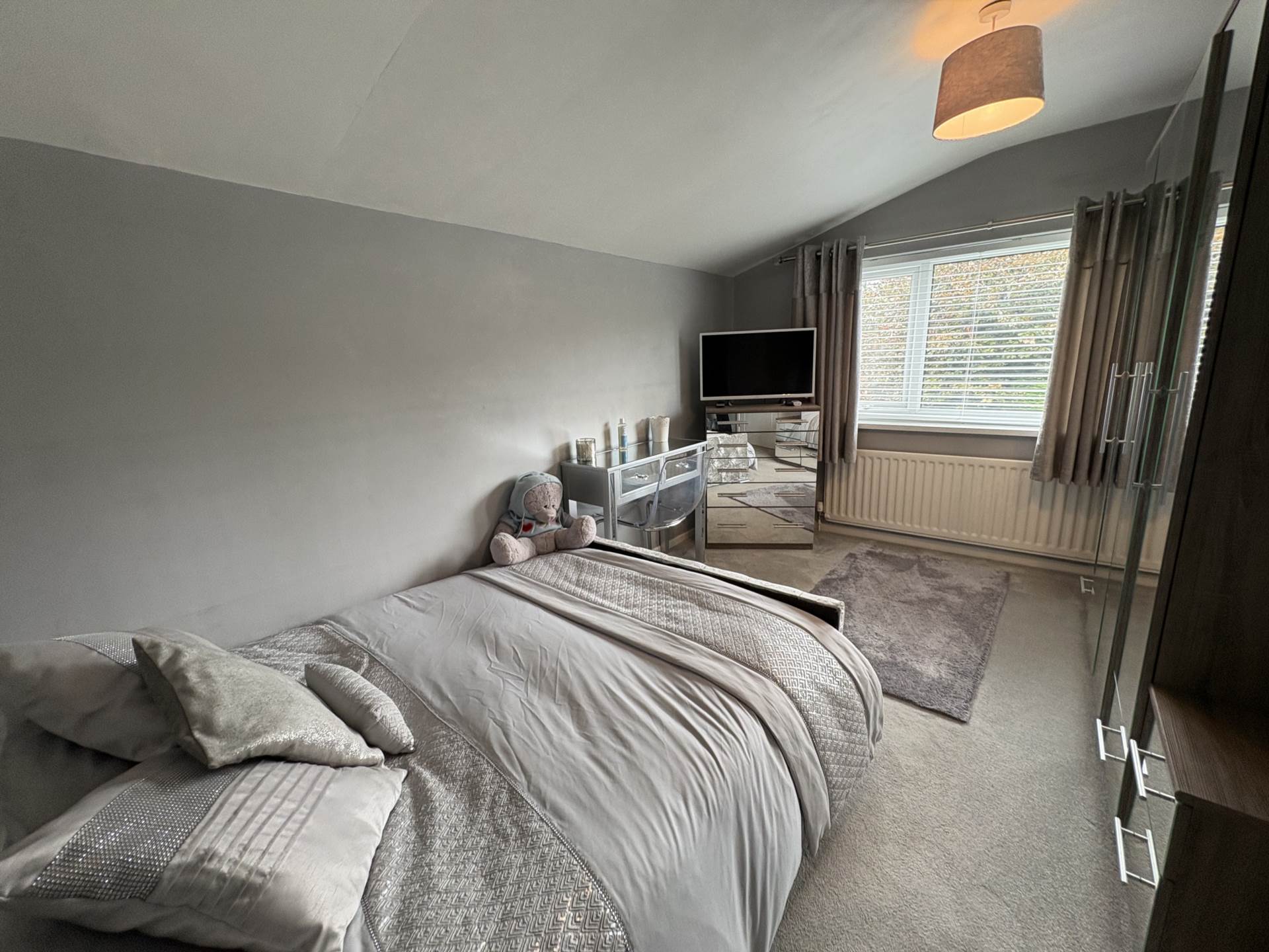 6 Cathedral Road, Chadderton, Image 22