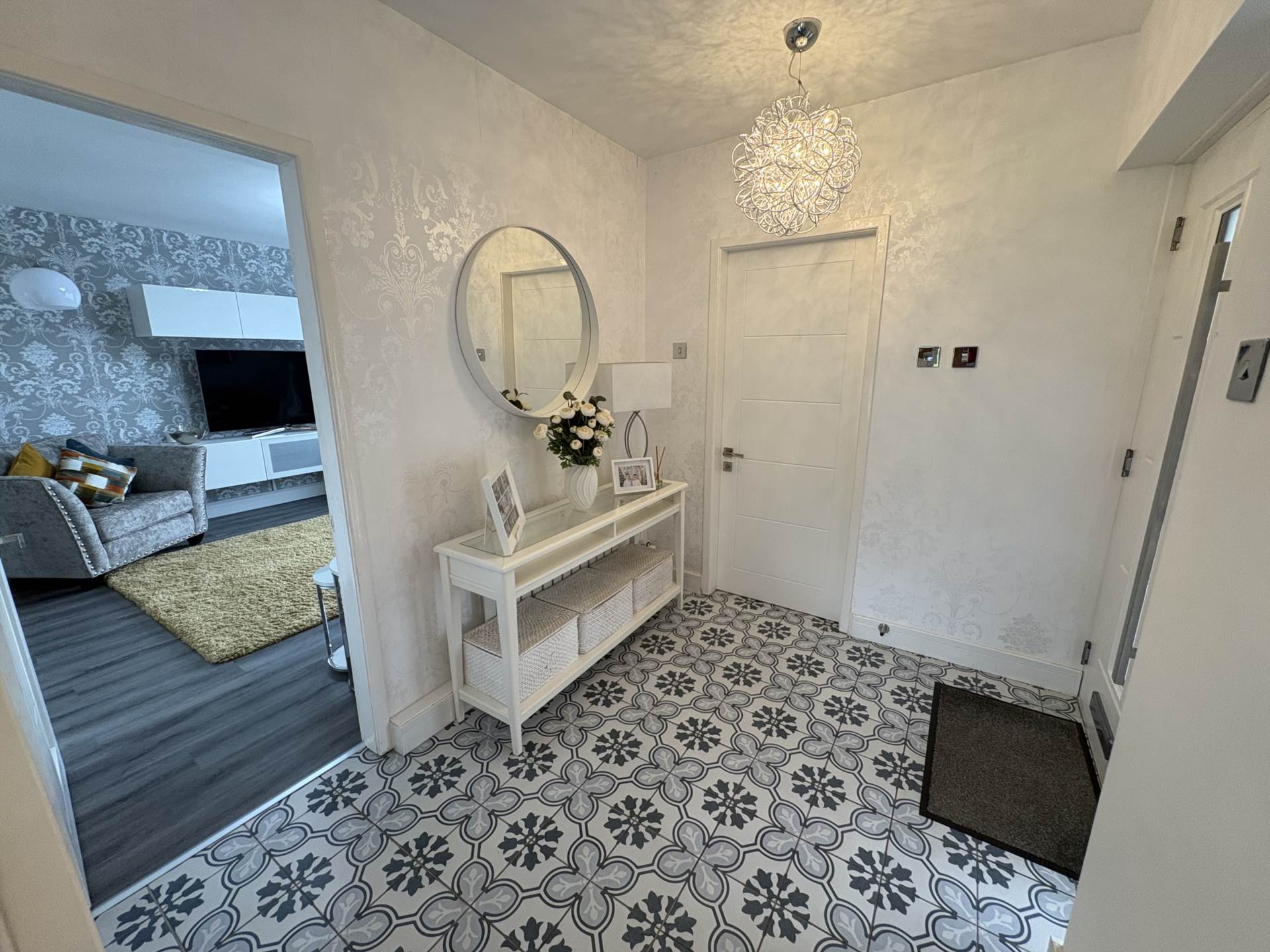 6 Cathedral Road, Chadderton, Image 7