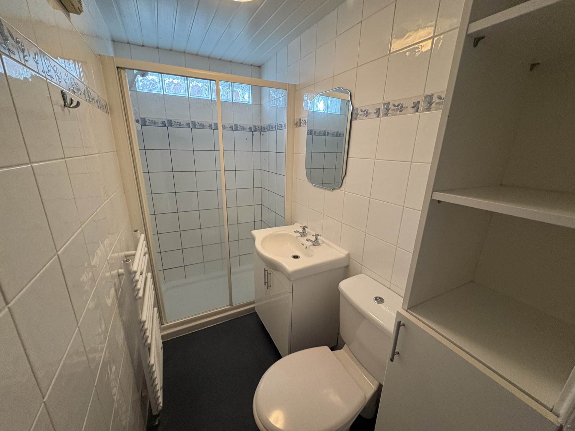 104 Broadway, Chadderton, Oldham, OL9 0AA, Image 11