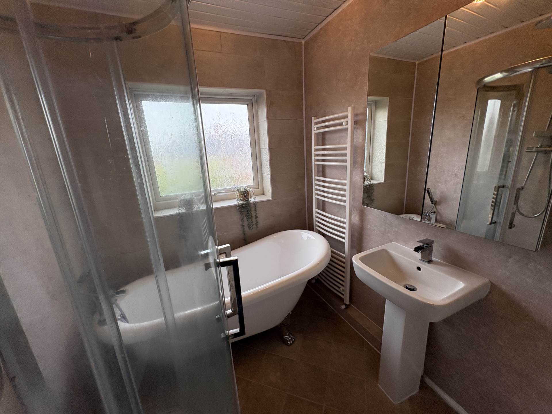 104 Broadway, Chadderton, Oldham, OL9 0AA, Image 23