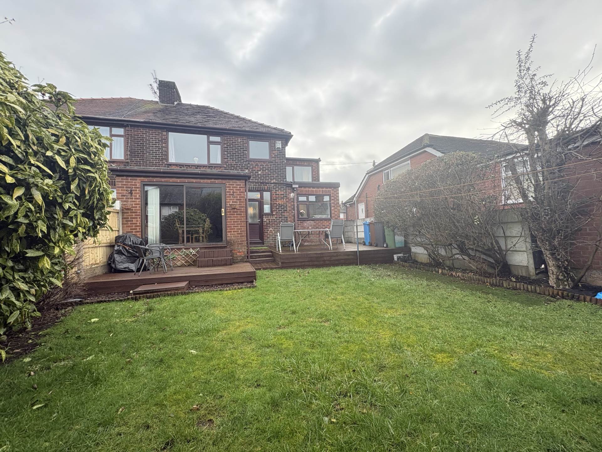 104 Broadway, Chadderton, Oldham, OL9 0AA, Image 25
