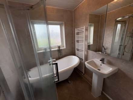 104 Broadway, Chadderton, Oldham, OL9 0AA, Image 23