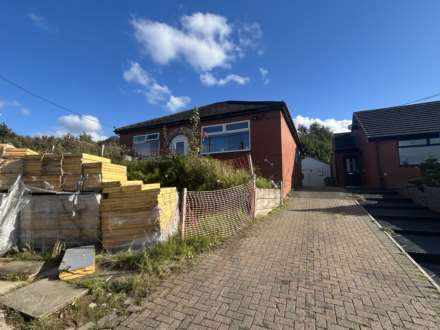 47 Ferney Field Road, Oldham, OL9 0LU