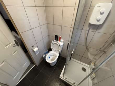 47 Ferney Field Road, Oldham, OL9 0LU, Image 19