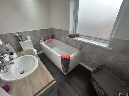 Shelley Road, Chadderton, OL9 8HS, Image 20