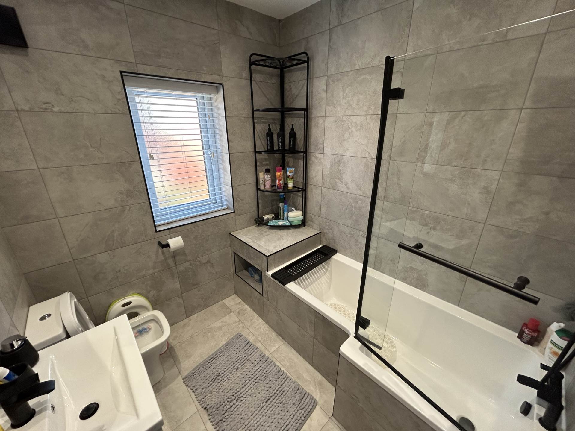 870 Middleton Road, Chadderton, OL9 0PB, Image 19