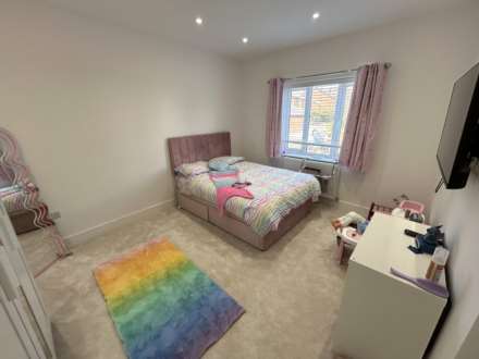 870 Middleton Road, Chadderton, OL9 0PB, Image 10