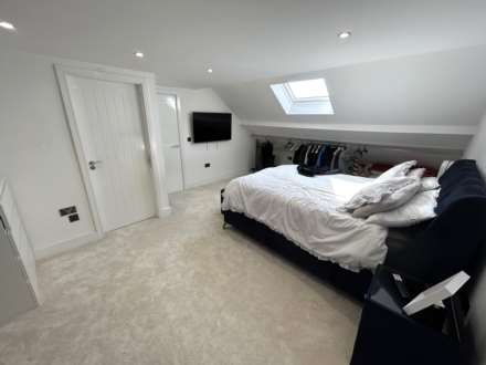 870 Middleton Road, Chadderton, OL9 0PB, Image 15