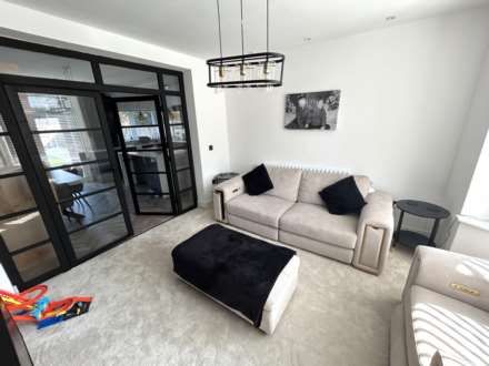 870 Middleton Road, Chadderton, OL9 0PB, Image 5