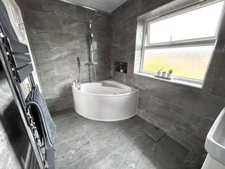 4 Moorwood Drive, Oldham,OL8 2XD, Image 24