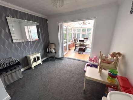 4 Moorwood Drive, Oldham,OL8 2XD, Image 7