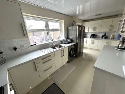 4 Moorwood Drive, Oldham,OL8 2XD, Image 9