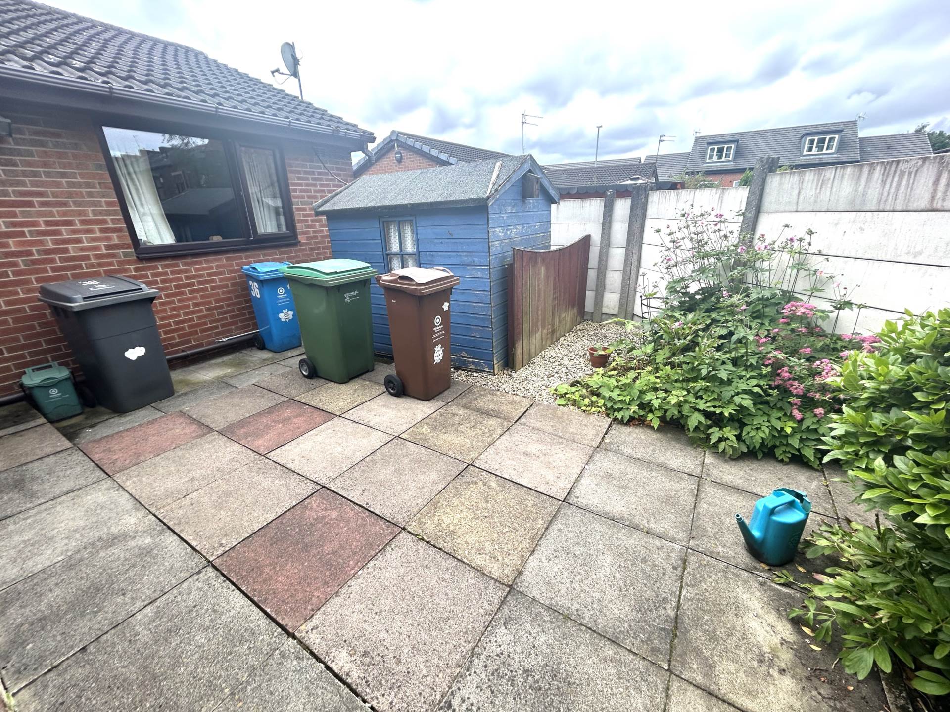 36 Laurel Avenue, Chadderton, OL9 0NJ, Image 16