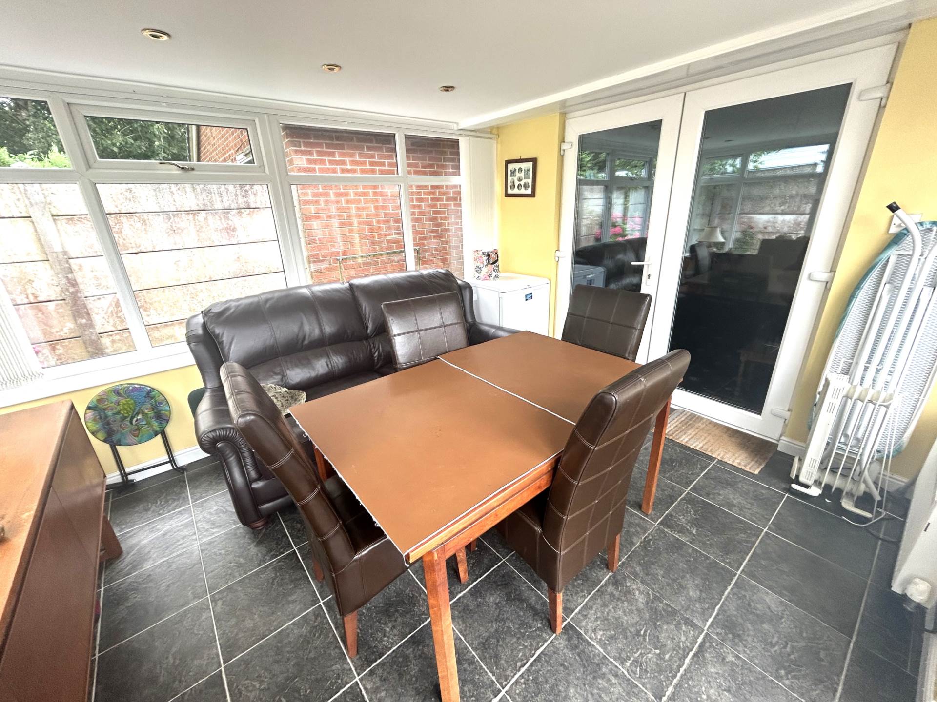 36 Laurel Avenue, Chadderton, OL9 0NJ, Image 3
